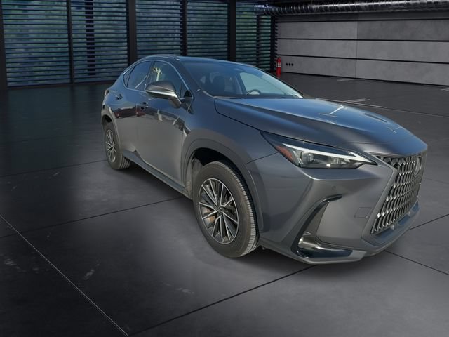 Used 2024 Lexus NX 250 FWD image 2
