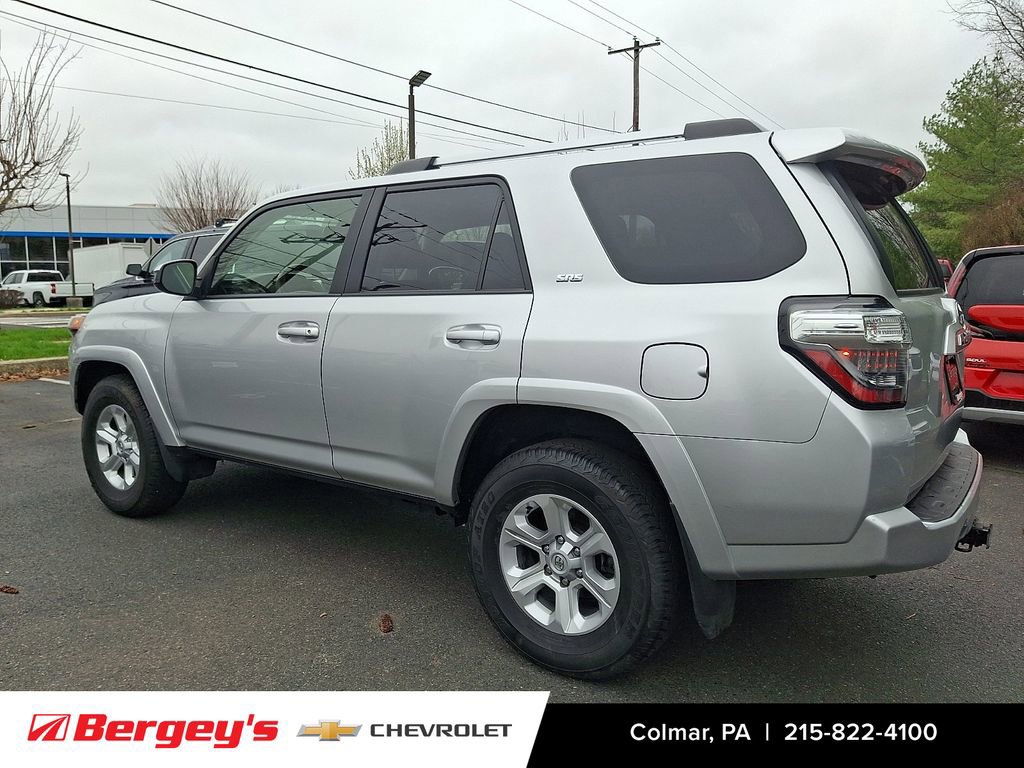 Used 2024 Toyota 4Runner SR5 RWD image 8