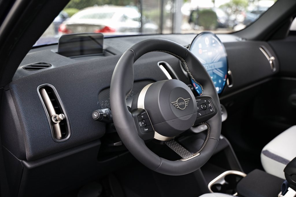 New 2025 MINI Cooper Countryman S image 17