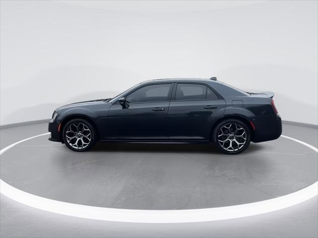 Used 2018 Chrysler 300 S w/ 300S Premium Group image 5