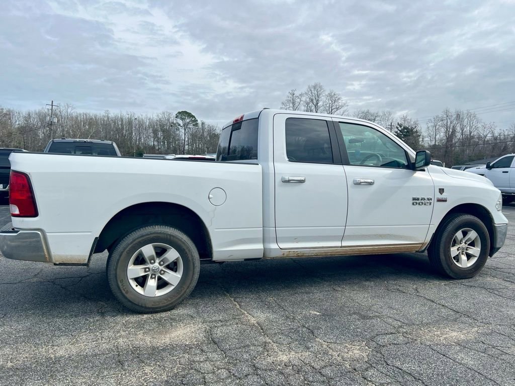 Used 2018 RAM 1500 Classic SLT image 2