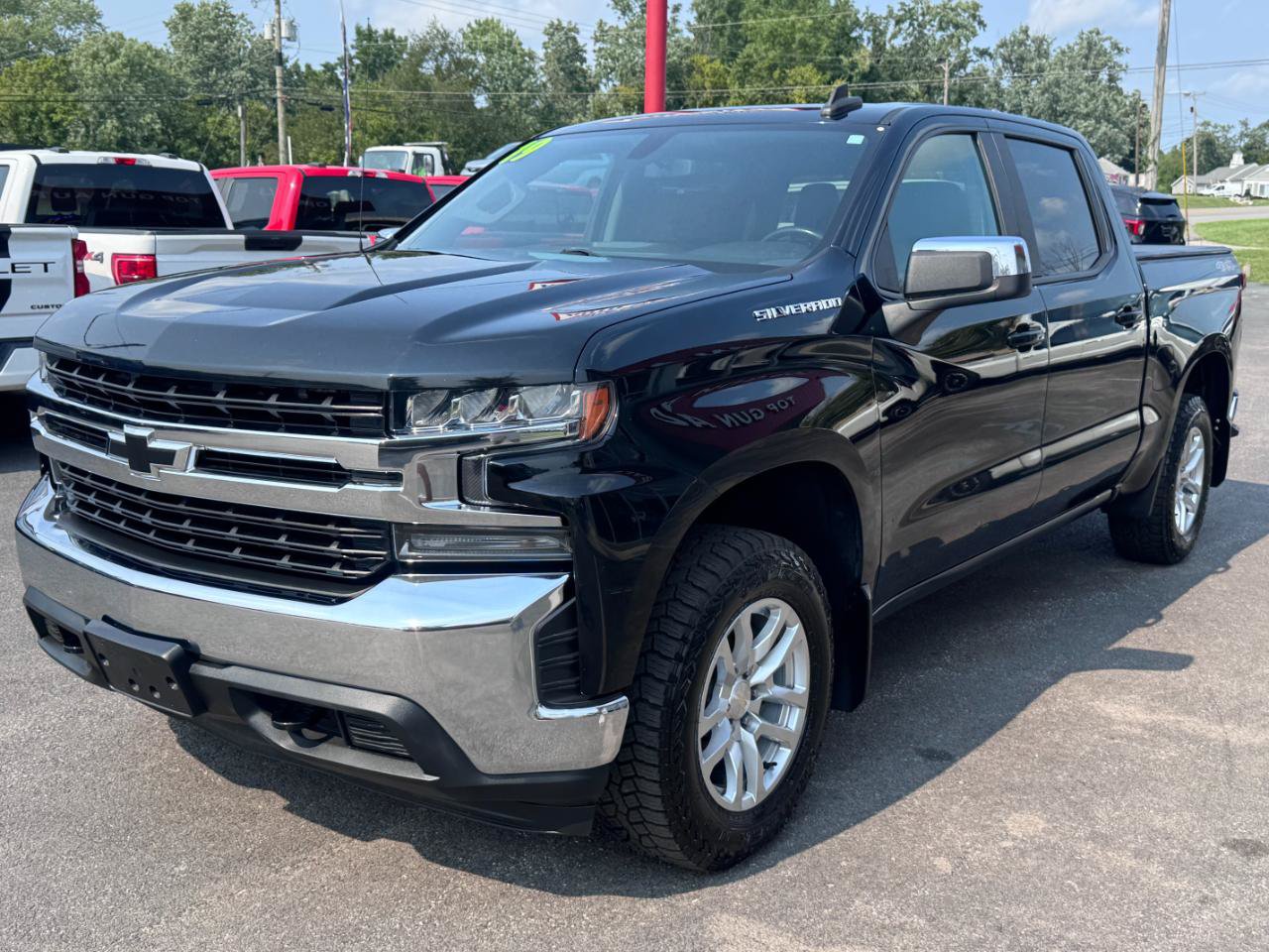 Used 2019 Chevrolet Silverado 1500 LT w/ All-Star Edition AWD/4WD image 7