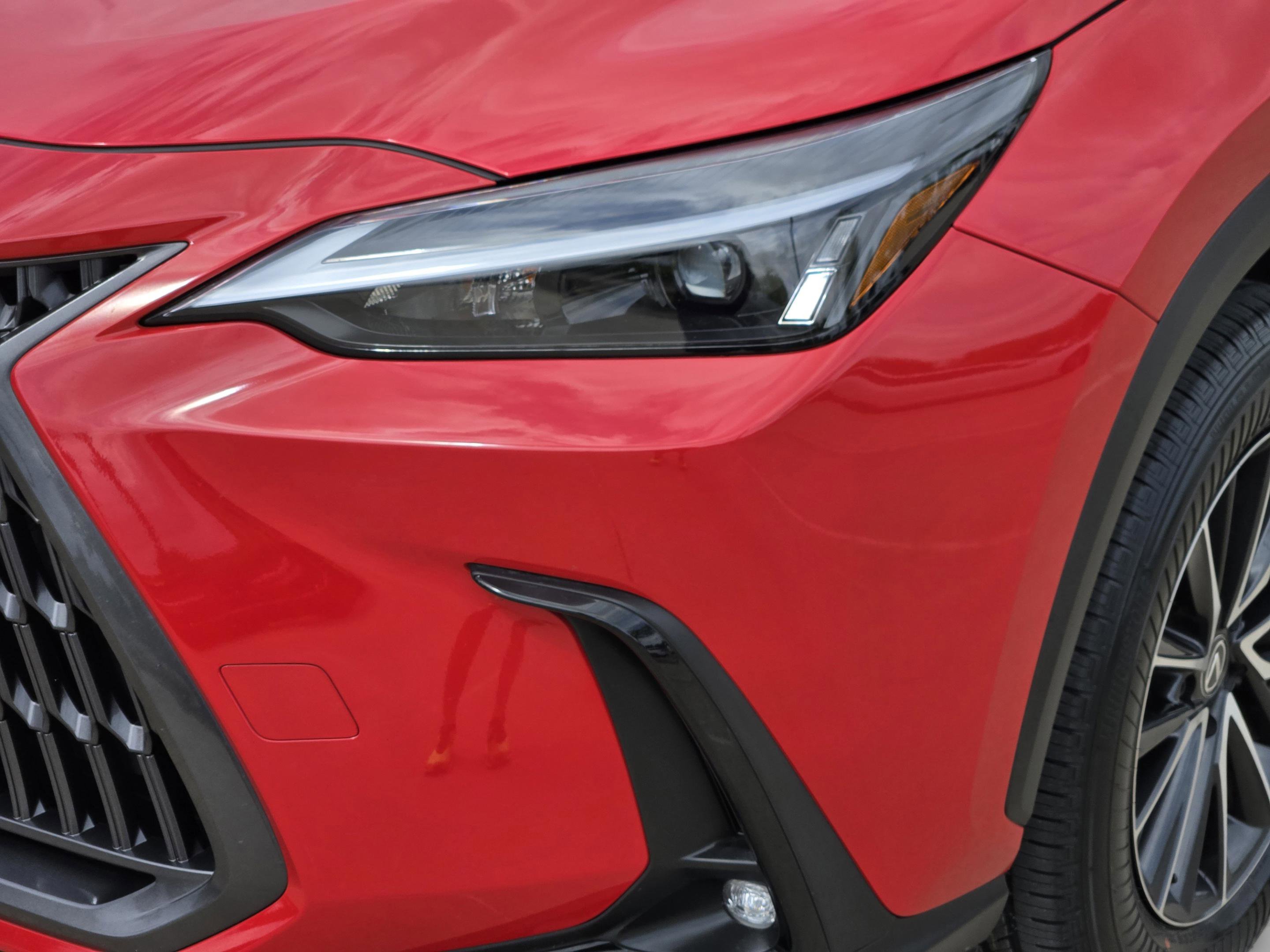 Used 2024 Lexus NX 250 FWD w/ Towing Package (2000 Lbs) image 32