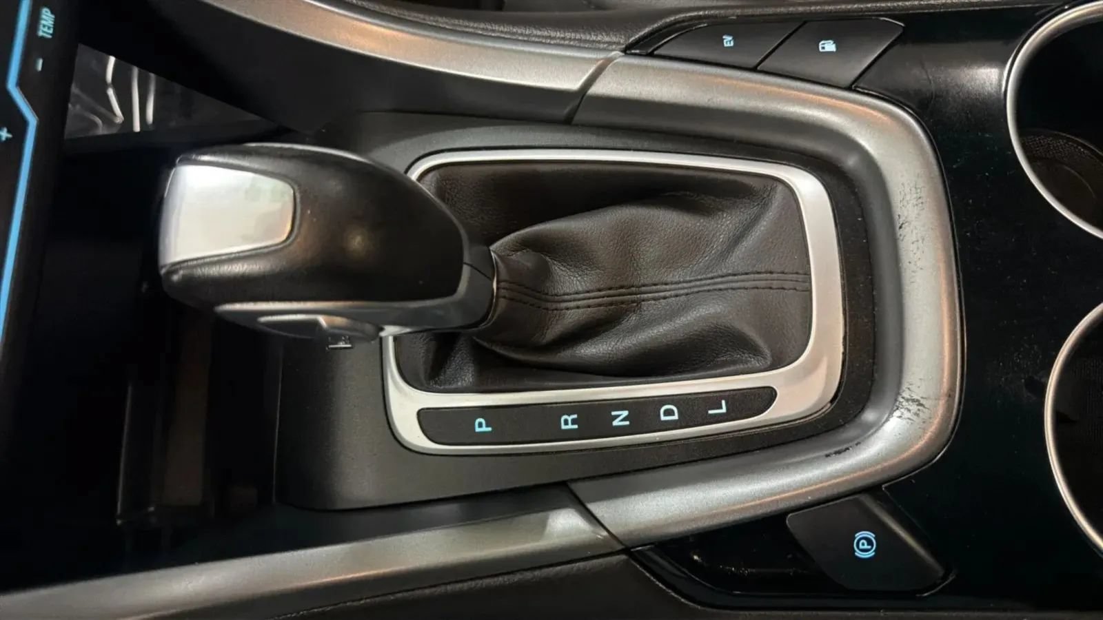 Used 2013 Ford Fusion Energi Titanium FWD image 13
