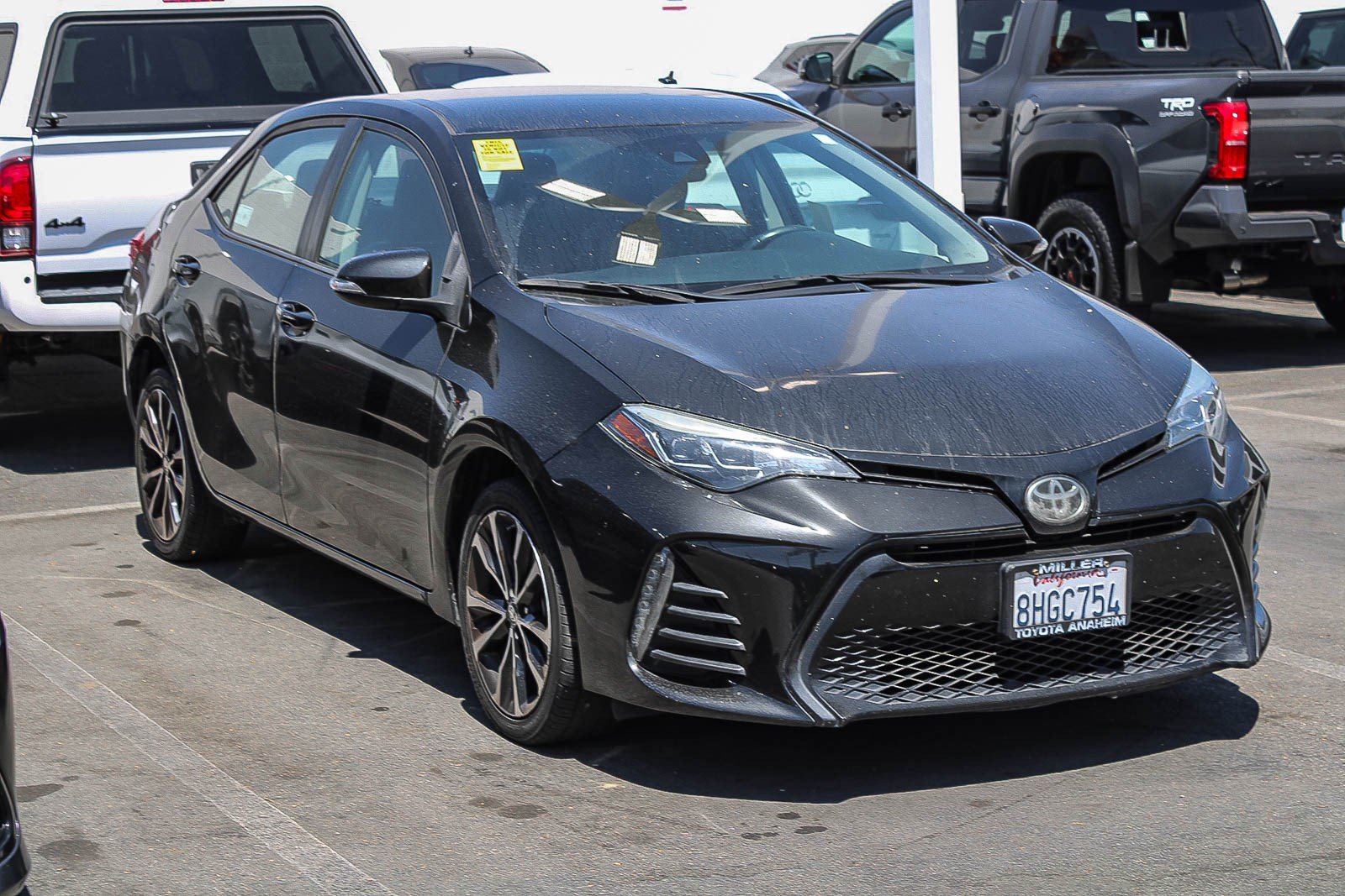 Used 2019 Toyota Corolla SE w/ Carpet Mat Package (TMS) FWD image 3
