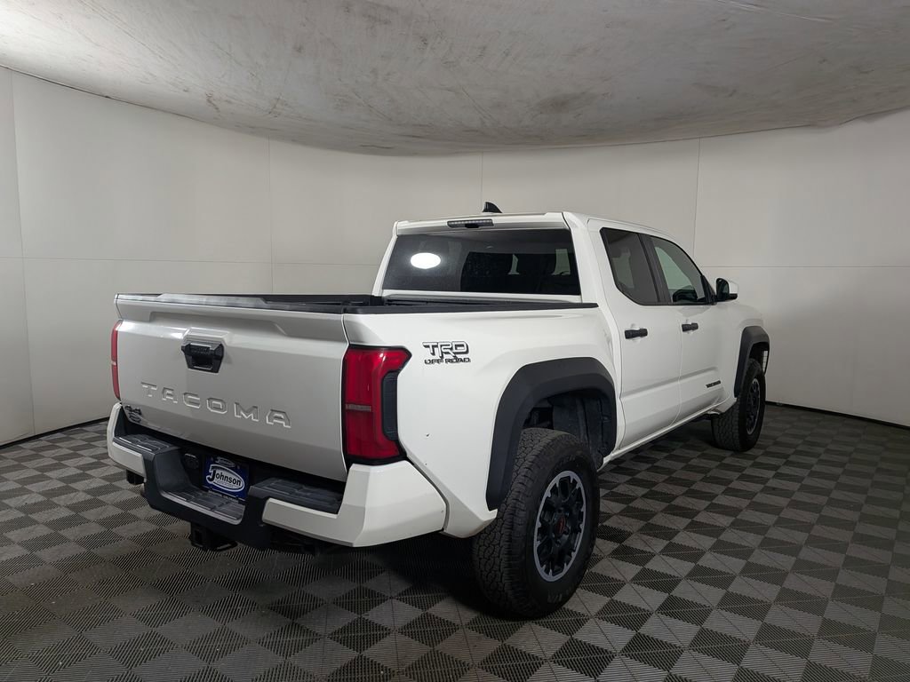 Used 2024 Toyota Tacoma TRD Off-Road image 7