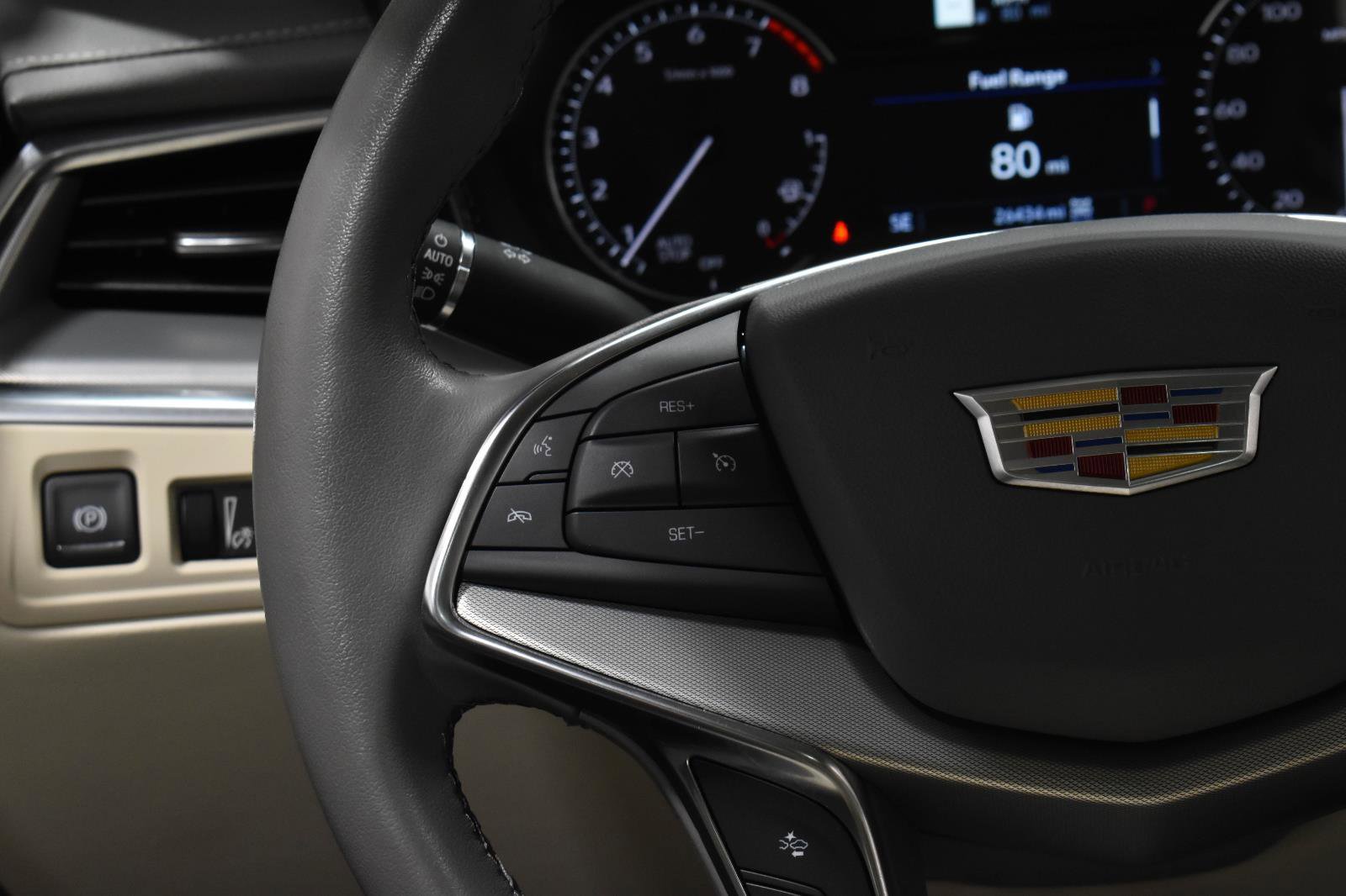 Used 2023 Cadillac XT5 Premium Luxury w/ LPO, Floor Liner Package image 8