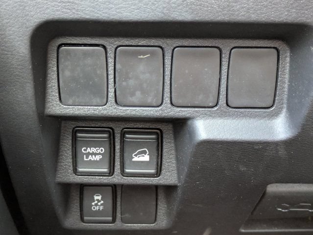 Used 2023 Nissan Frontier 4x4 Crew Cab image 24