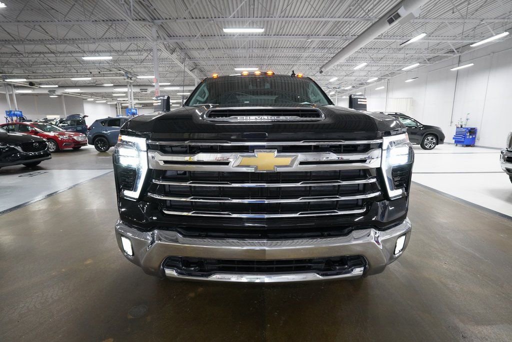 Certified 2024 Chevrolet Silverado 2500 LTZ image 11