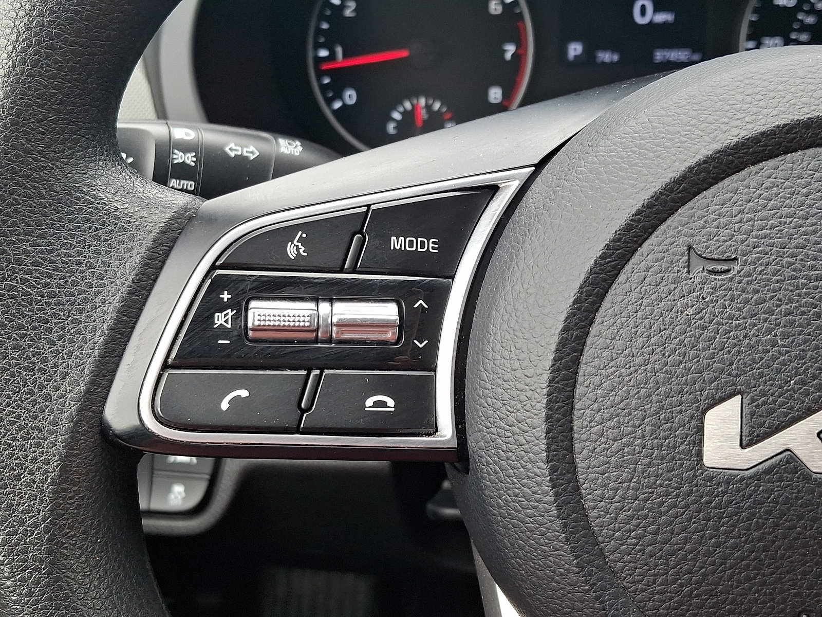 Used 2023 Kia Seltos LX image 21