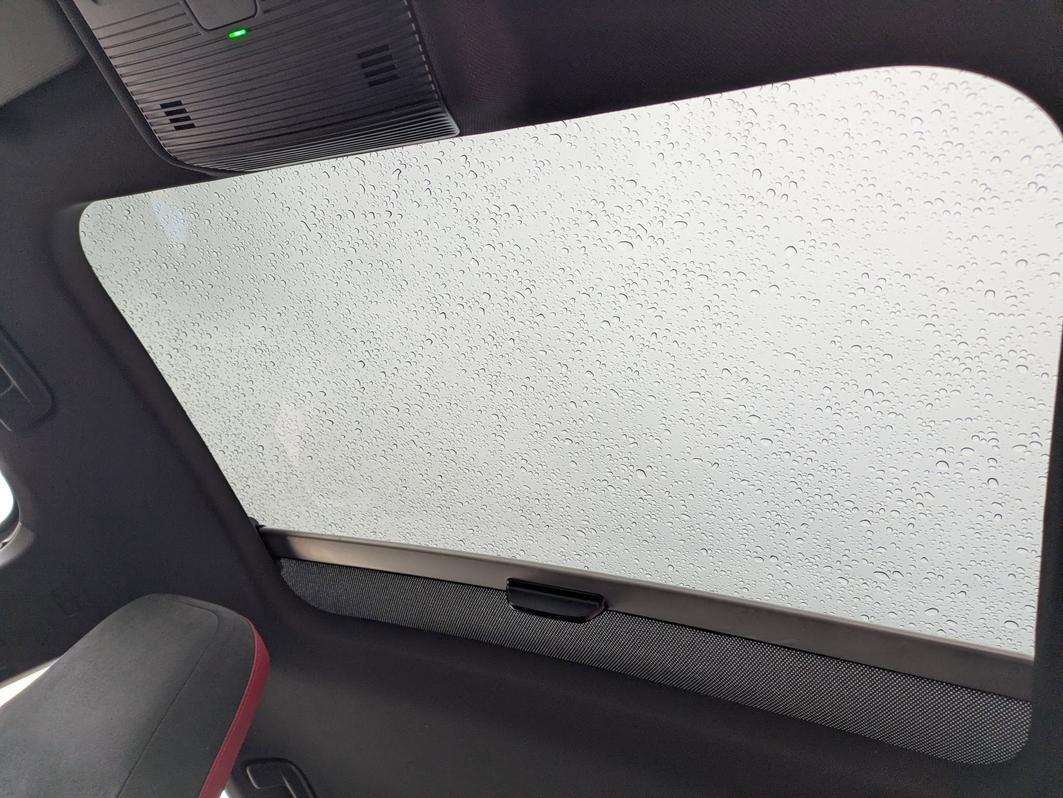 Used 2025 Volkswagen GTI SE image 13