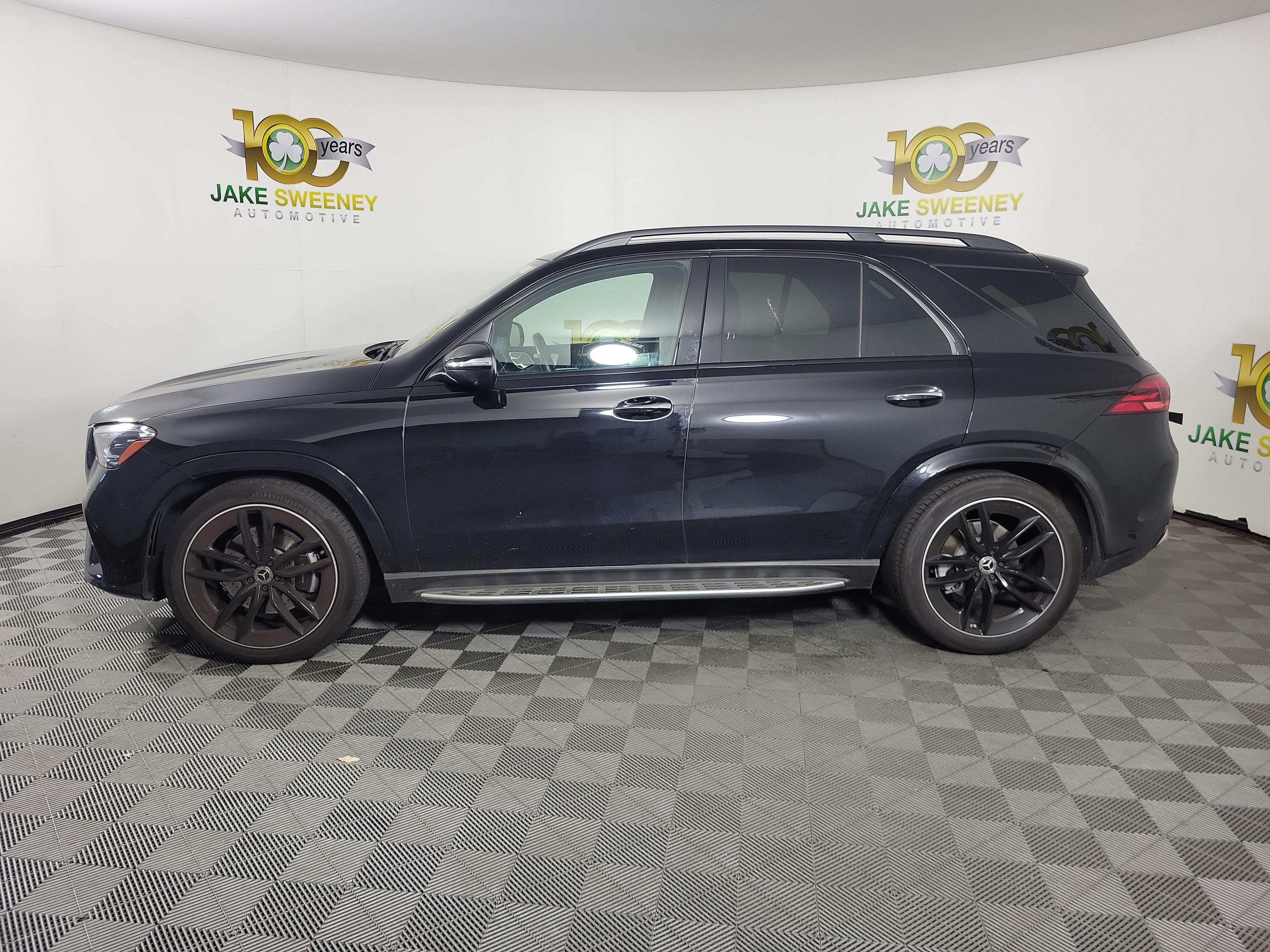 Used 2024 Mercedes-Benz GLE 580 4MATIC image 2