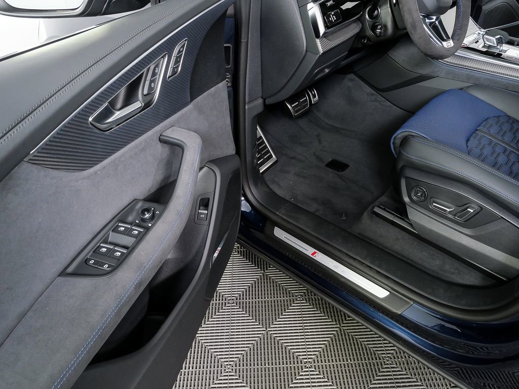 New 2026 Audi RS Q8 performance image 8