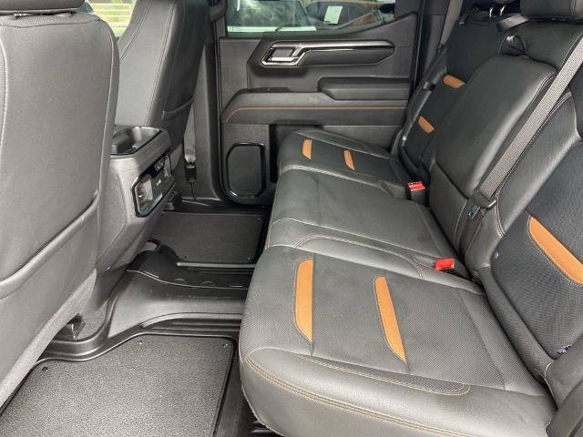 Used 2025 GMC Sierra 1500 AT4 w/ Technology Package AWD/4WD image 21
