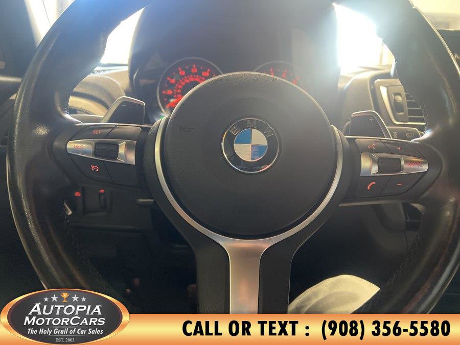 Used 2015 BMW M235i Convertible image 19