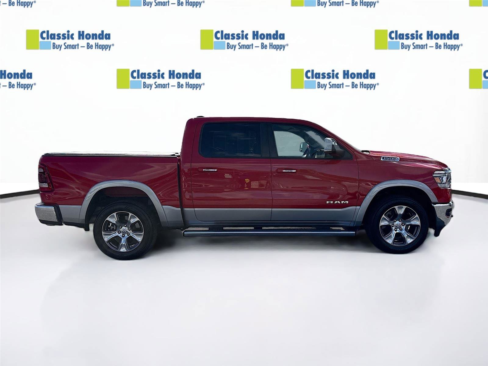 Used 2021 RAM 1500 Laramie AWD/4WD image 9