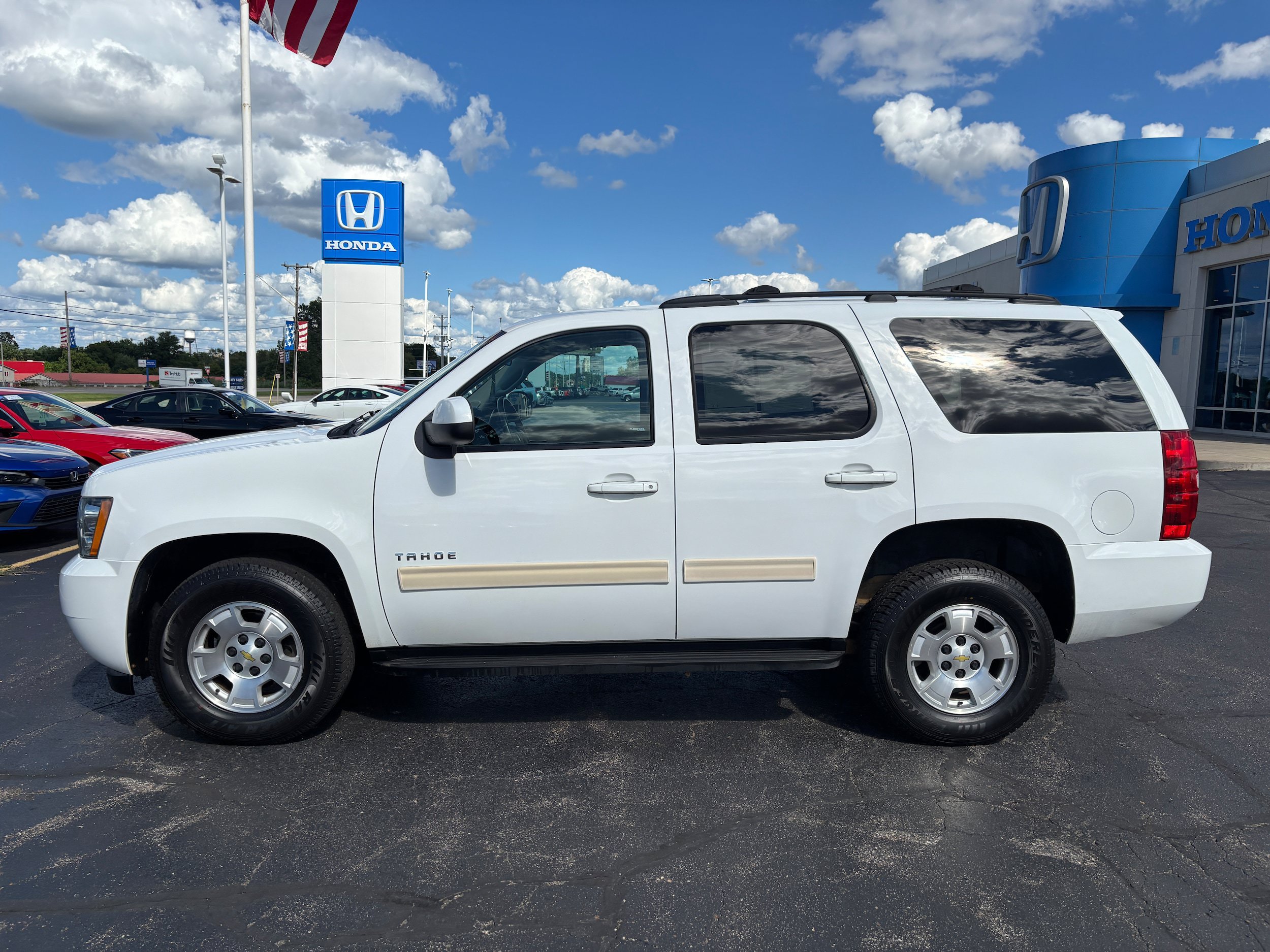 Used 2013 Chevrolet Tahoe LS AWD/4WD image 1