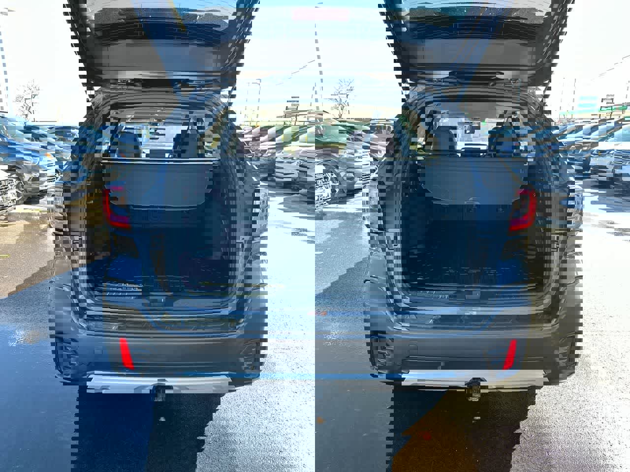 Used 2020 Subaru Outback Touring XT image 35