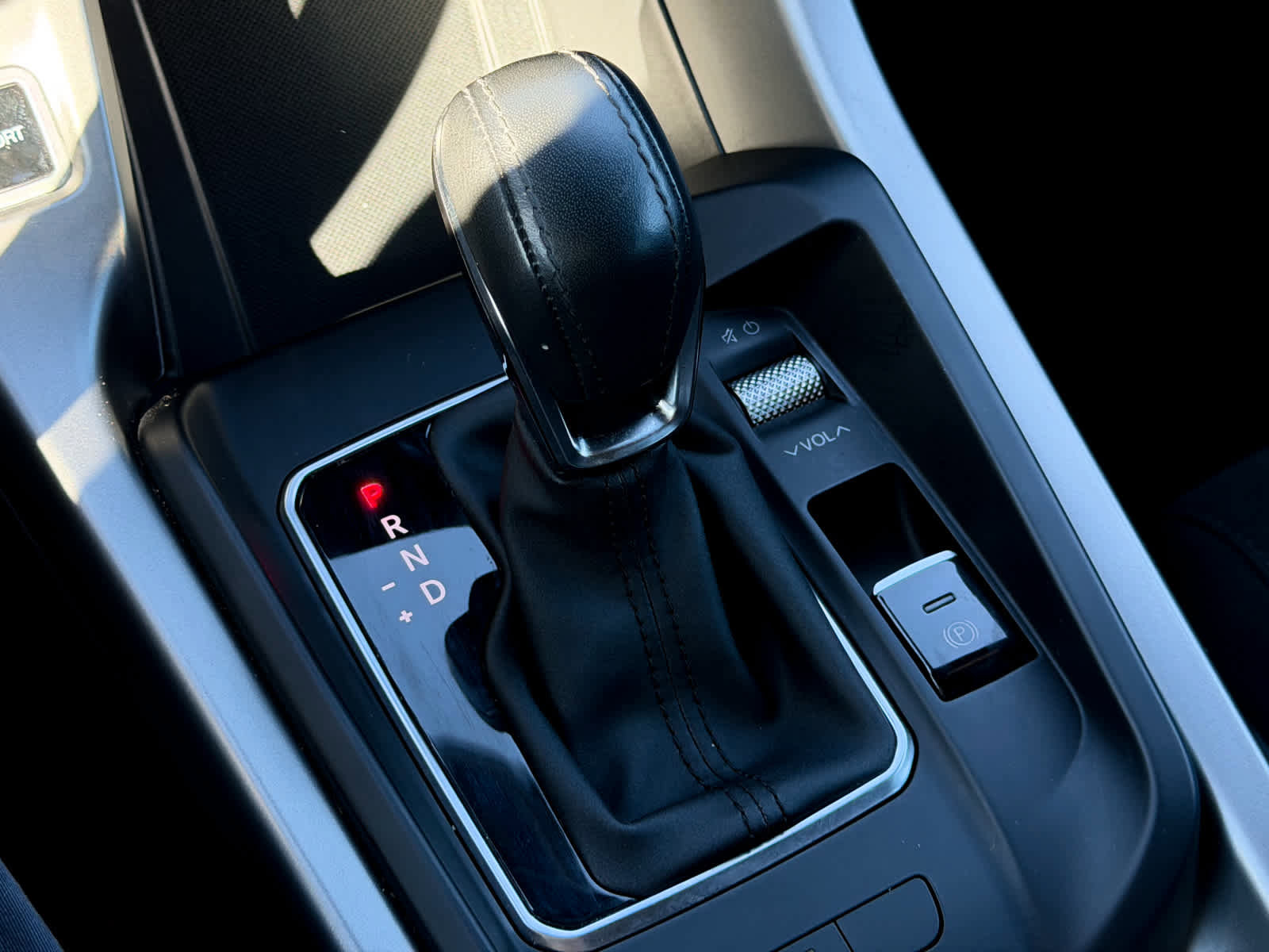 Used 2024 Dodge Hornet R/T image 21