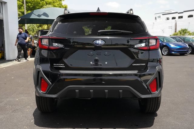 Used 2024 Subaru Crosstrek 2.0i Premium AWD/4WD image 11