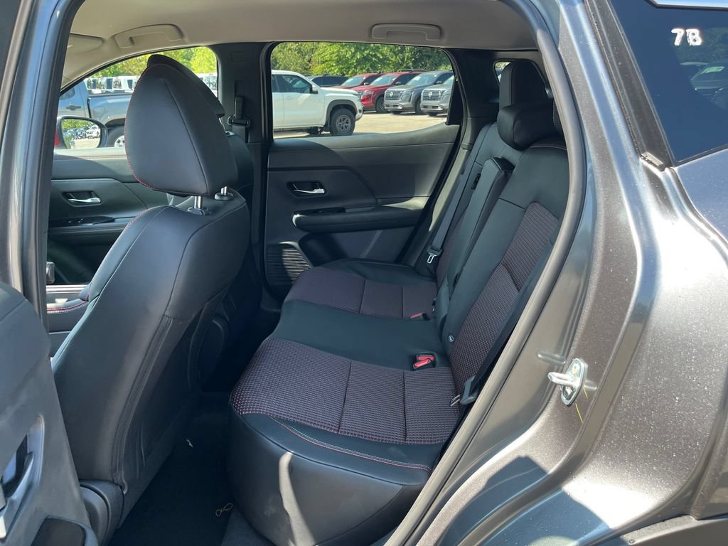 New 2027 Nissan Kicks SR w/ Cold Weather Package FWD image 27