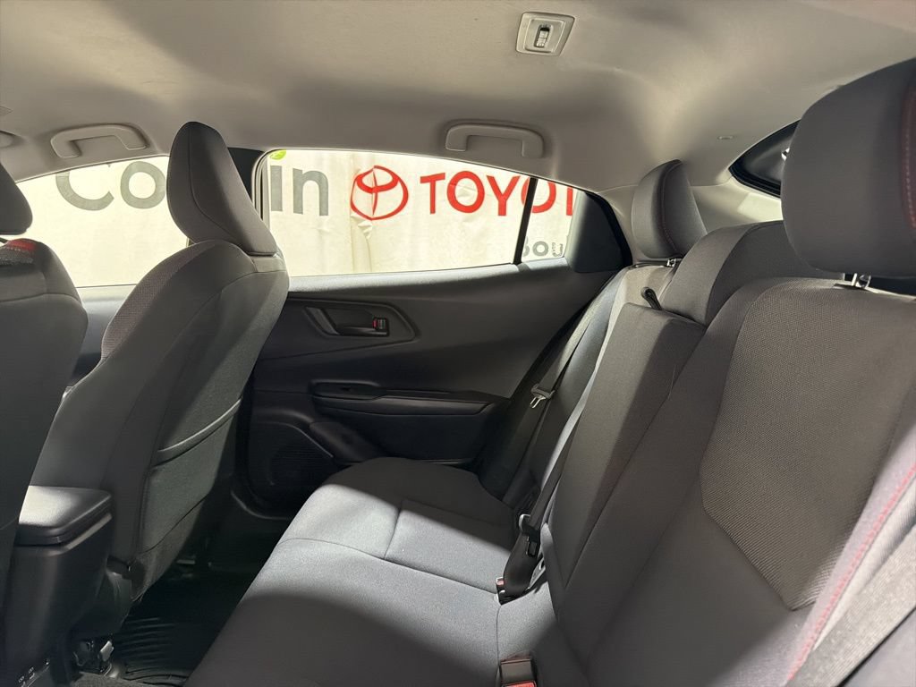 Used 2026 Toyota Prius Plug-In Hybrid FWD image 18