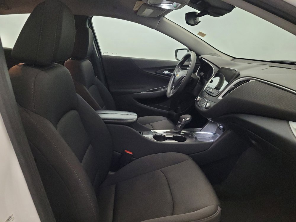 Used 2023 Chevrolet Malibu LT FWD image 21