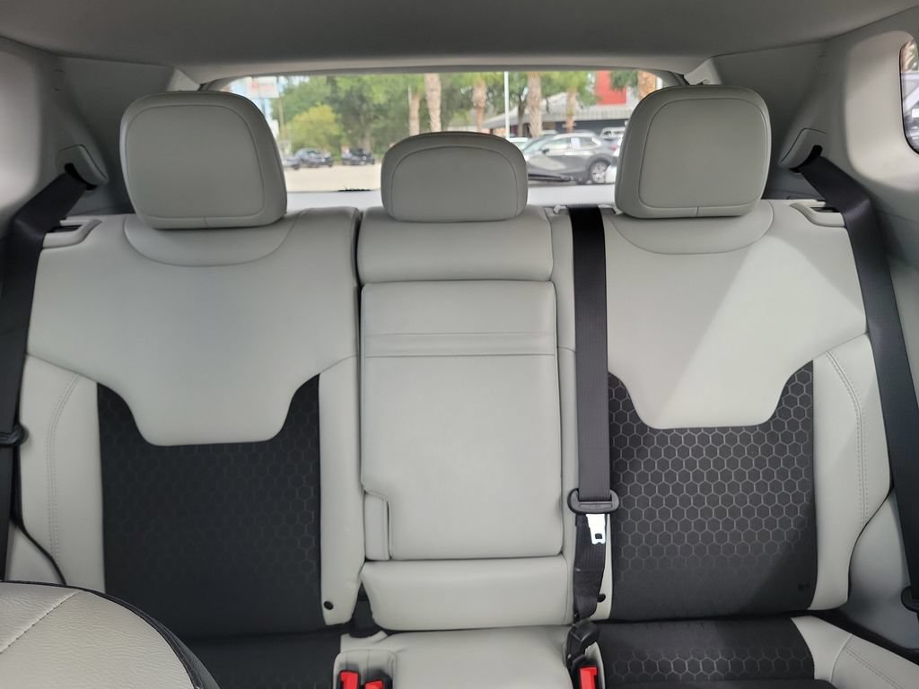 Used 2020 Jeep Compass Latitude w/ Safety & Security Group FWD image 13