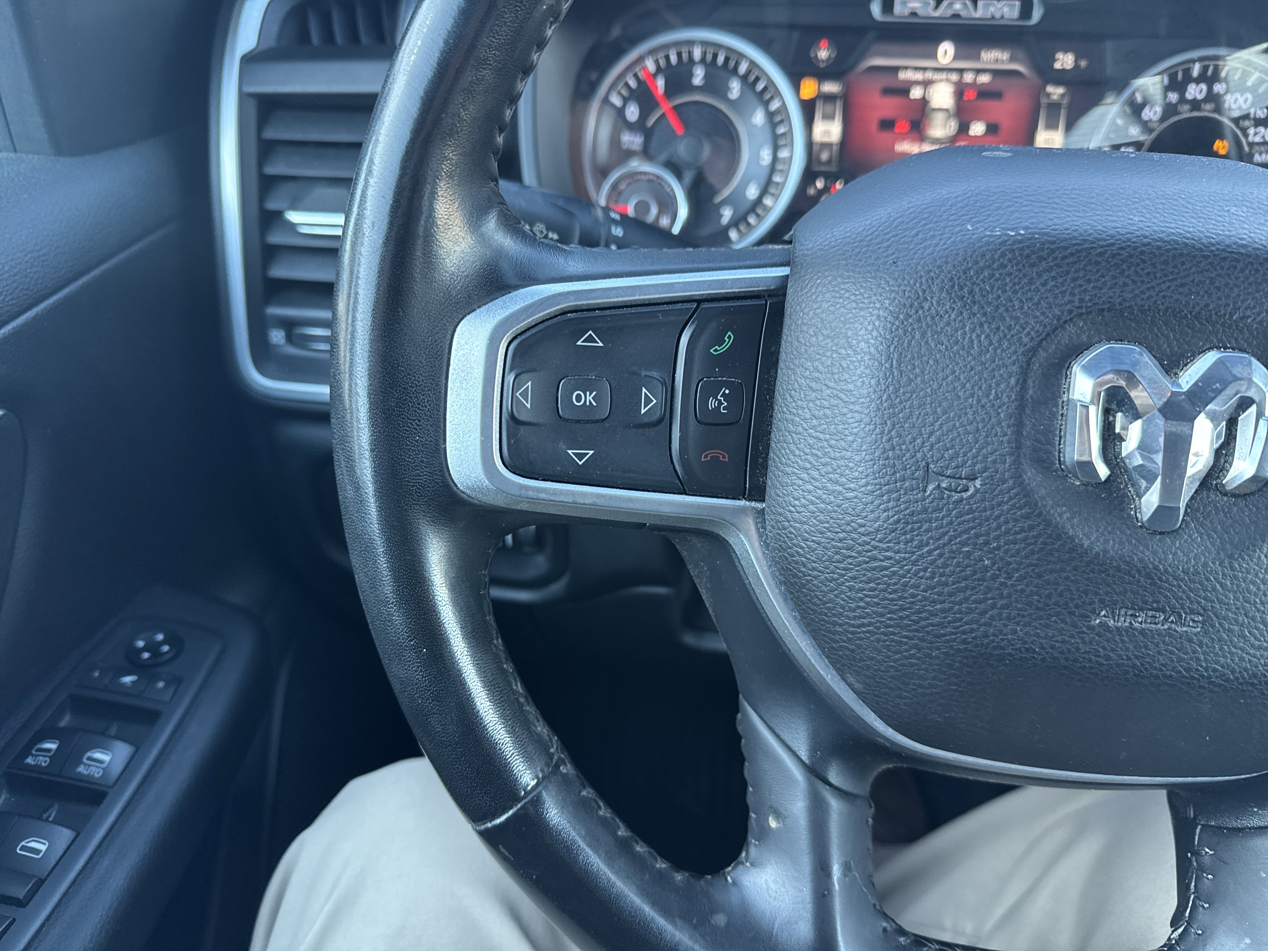 Used 2019 RAM 1500 Big Horn image 18