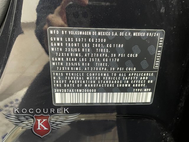 Used 2024 Volkswagen Tiguan Wolfsburg Edition image 26