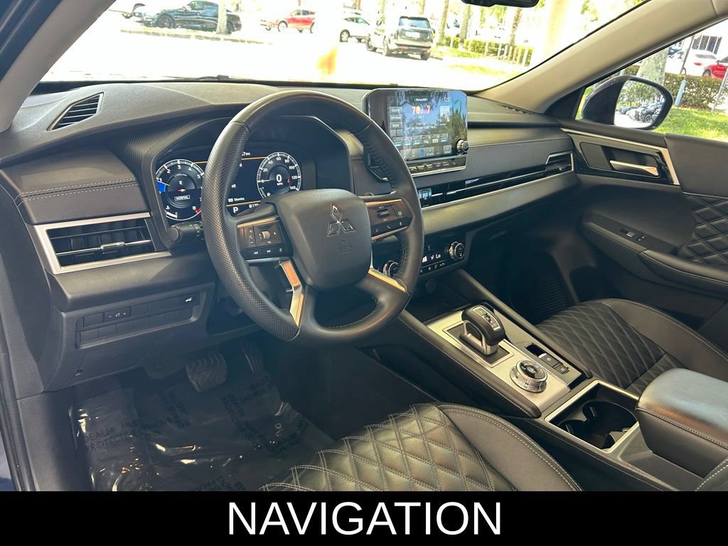 Used 2024 Mitsubishi Outlander SEL Black Edition FWD image 7