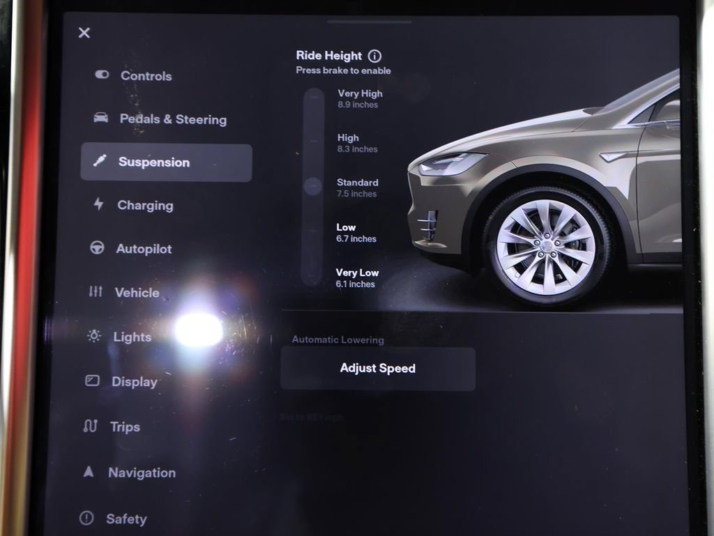 Used 2016 Tesla Model X 75D AWD/4WD image 21