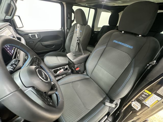 Used 2025 Jeep Wrangler Unlimited Rubicon 4xe w/ Convenience Group image 14