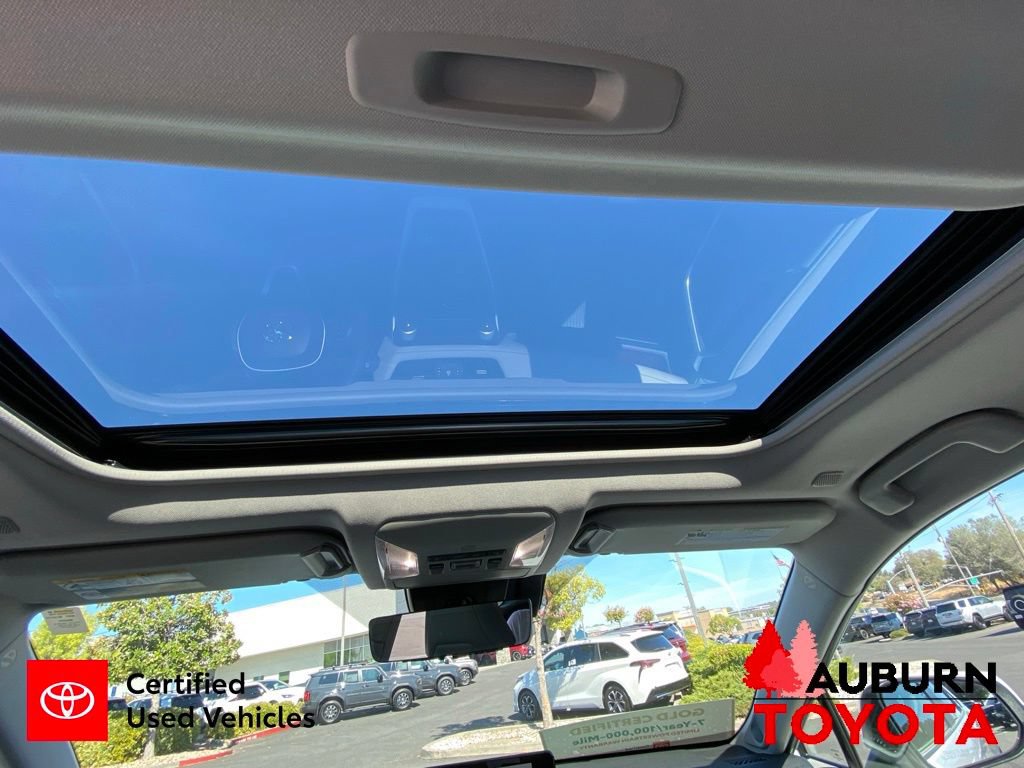 Certified 2025 Toyota RAV4 Limited w/ Advanced Technology Package AWD/4WD image 30