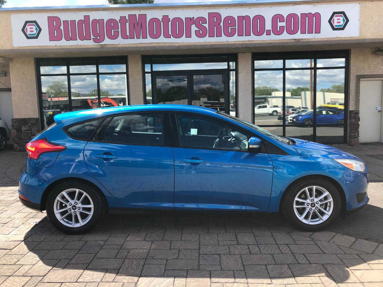 Used 2016 Ford Focus SE FWD image 1