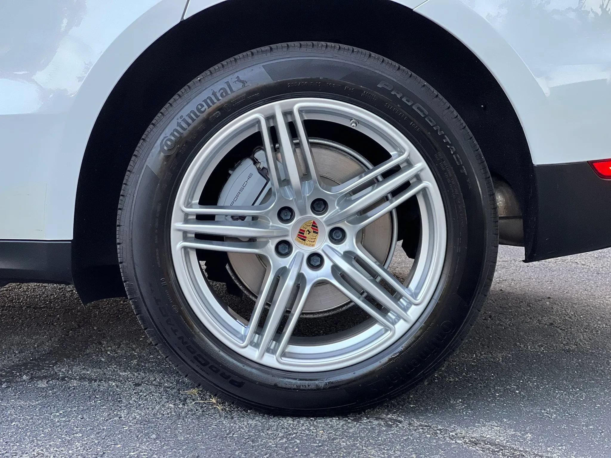 Used 2017 Porsche Macan S AWD/4WD image 55