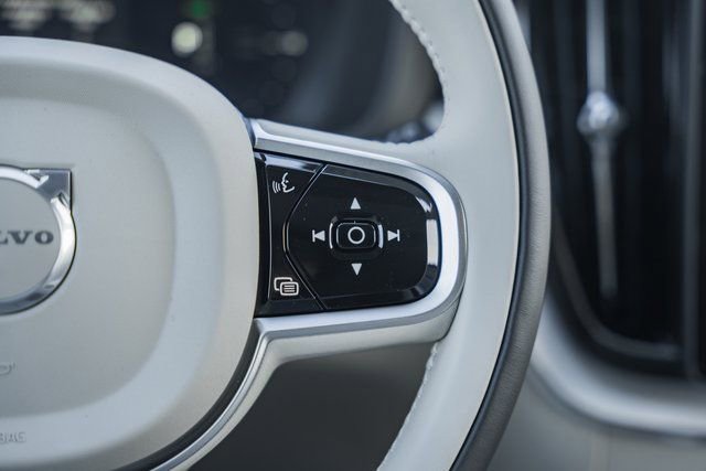 New 2026 Volvo XC60 T8 Ultra w/ Protection Package Premier image 28