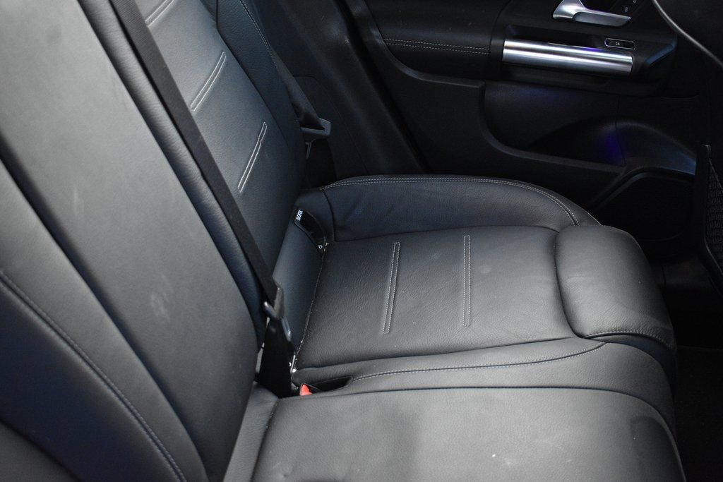 Used 2022 Mercedes-Benz GLA 35 AMG 4MATIC image 32