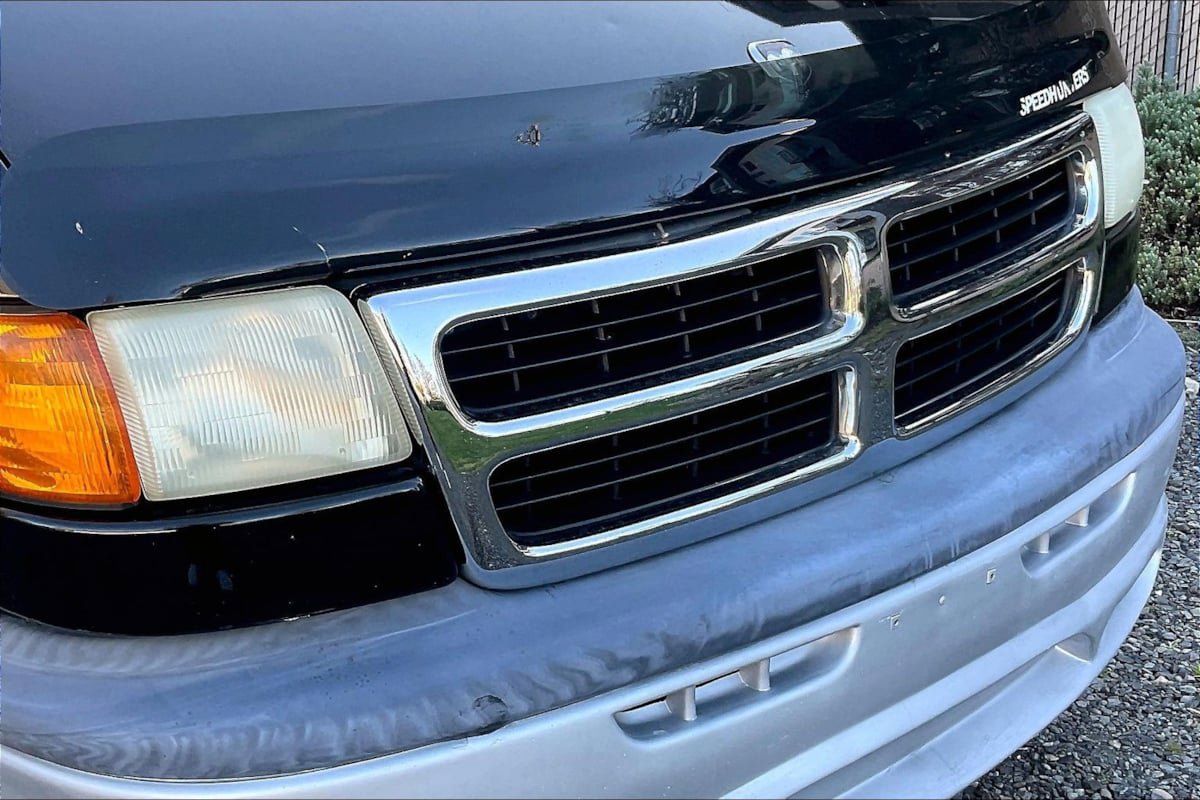 Used 2001 Dodge B3500 image 29