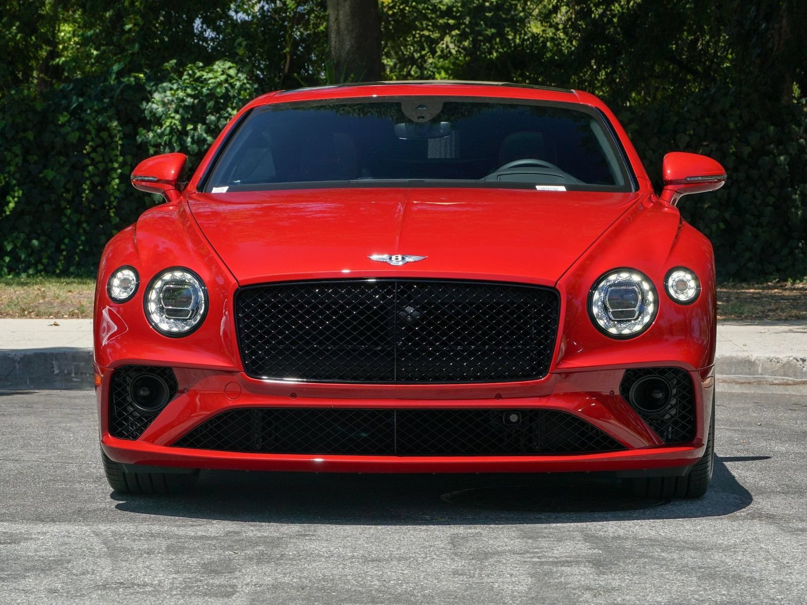 Used 2024 Bentley Continental GT AWD/4WD image 2