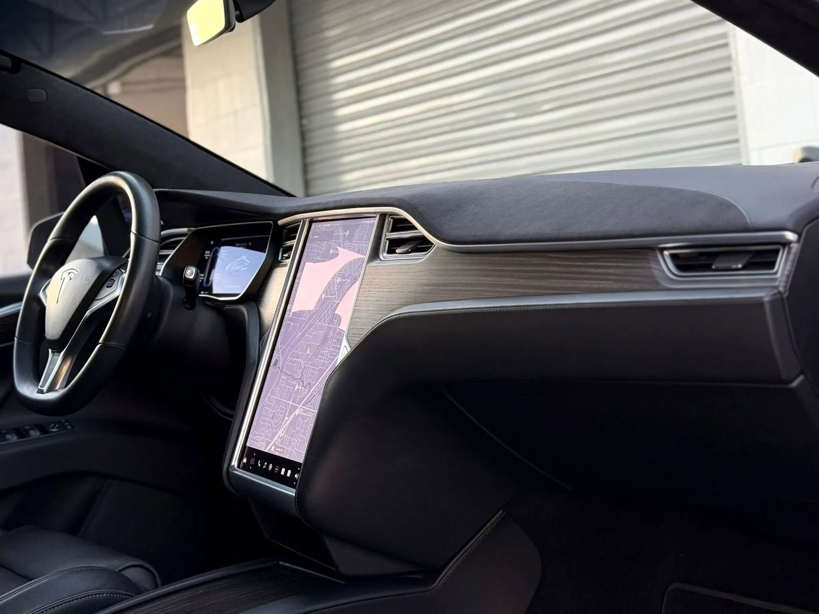 Used 2016 Tesla Model X 90D image 12