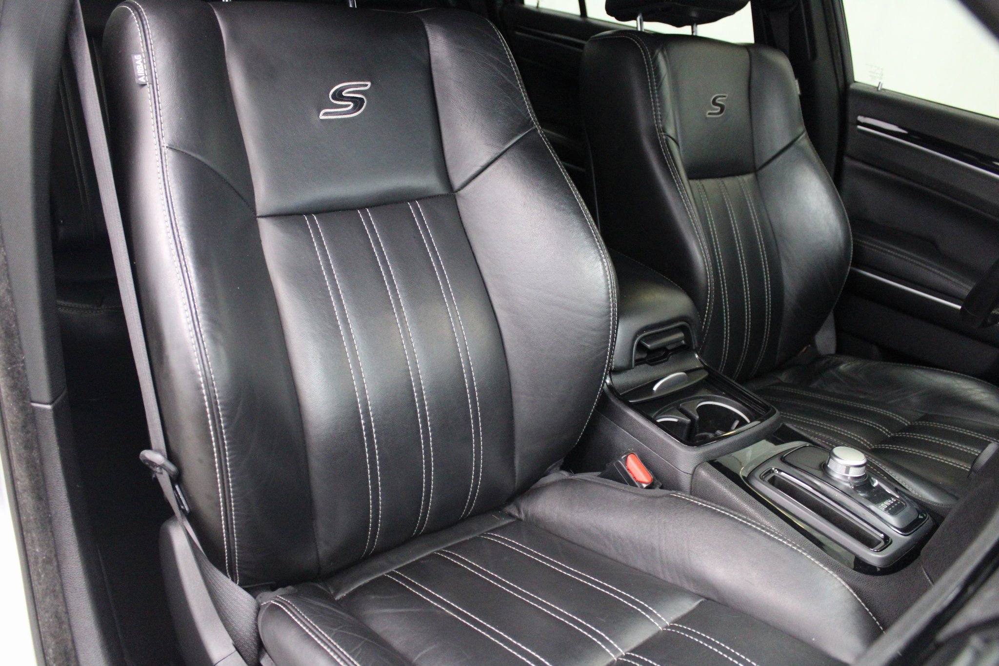 Used 2021 Chrysler 300 S image 28