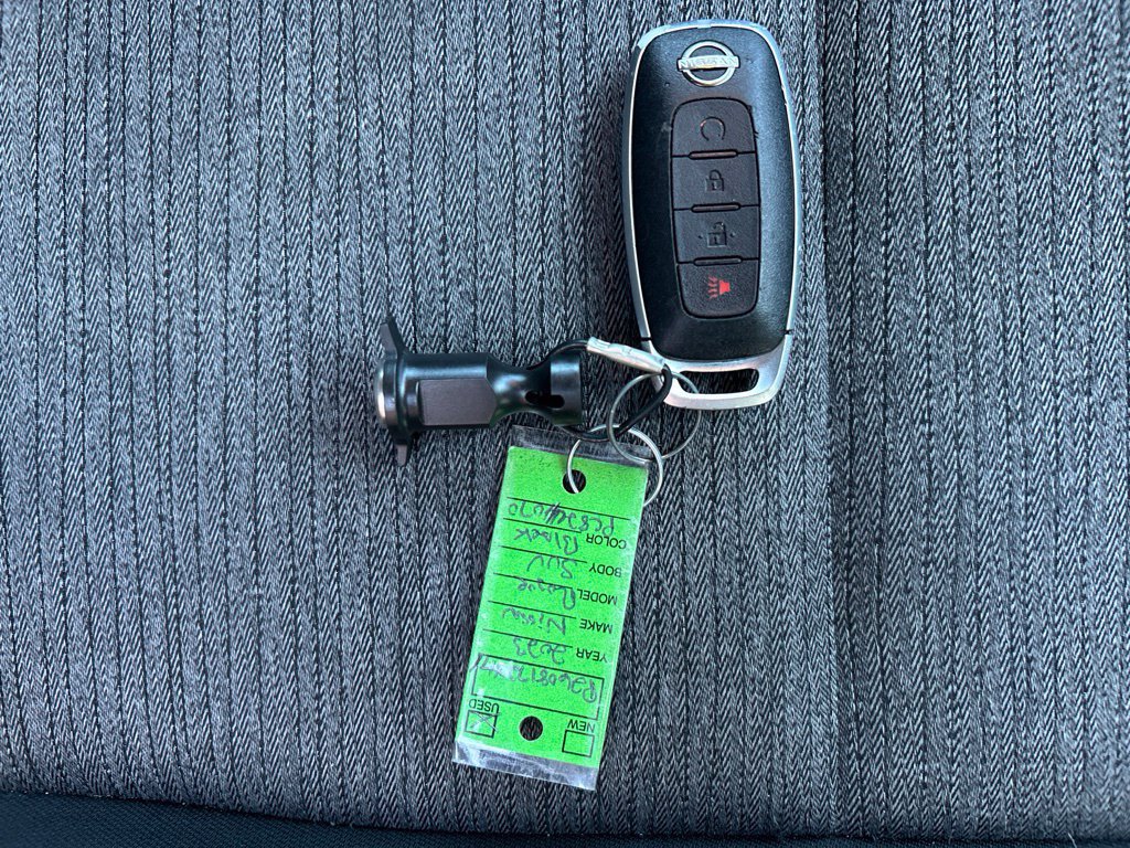 Used 2023 Nissan Rogue SV FWD image 33
