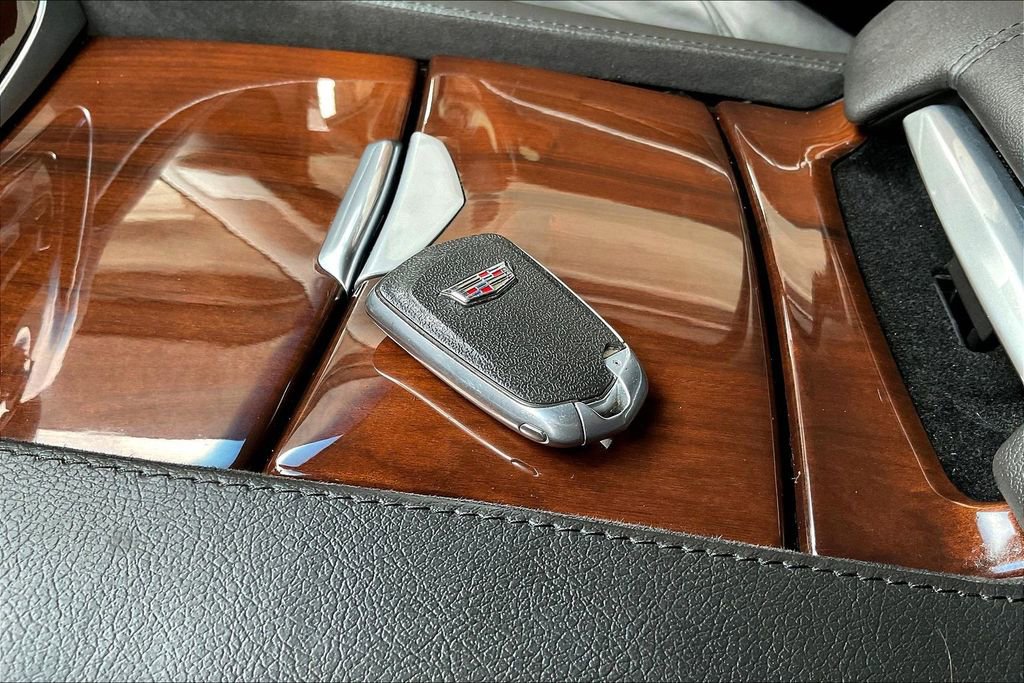 Used 2019 Cadillac Escalade Luxury RWD image 36