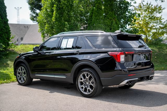 Used 2025 Ford Explorer Platinum w/ Ultimate Package AWD/4WD image 7
