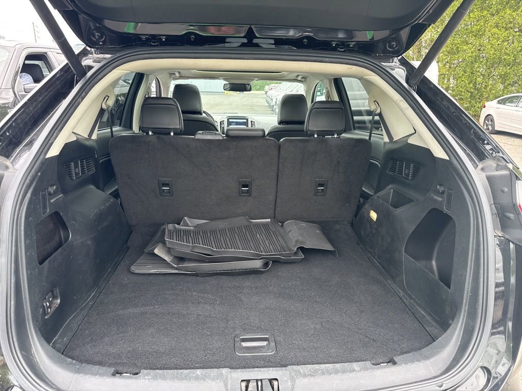 Used 2023 Ford Edge SEL w/ Convenience Package AWD/4WD image 9