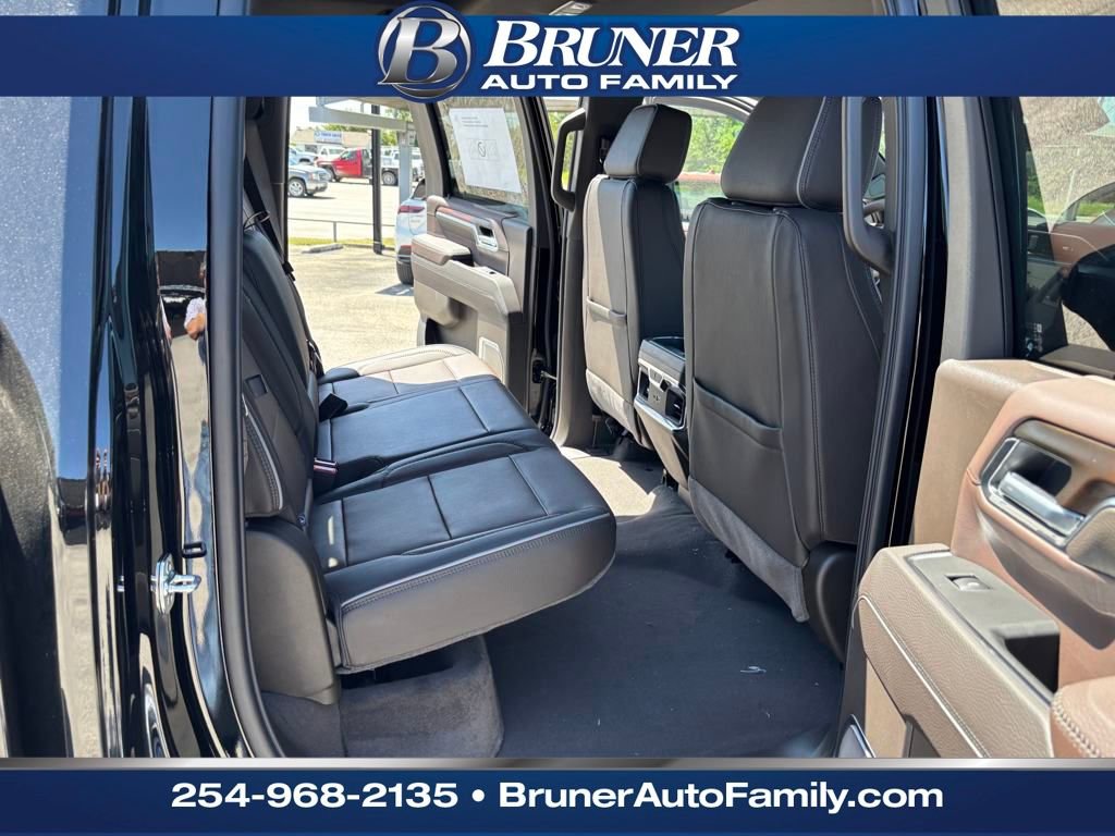 New 2025 GMC Sierra 2500 Denali w/ Denali Reserve Package image 18