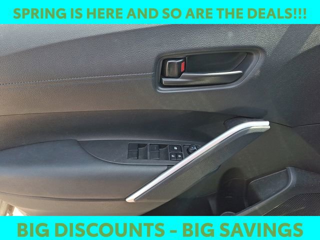 Certified 2024 Toyota Corolla Cross LE w/ Moonroof Package image 12