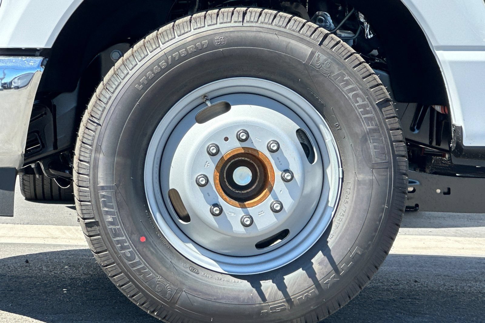 New 2026 Ford F350 XL w/ XL Chrome Package RWD image 20