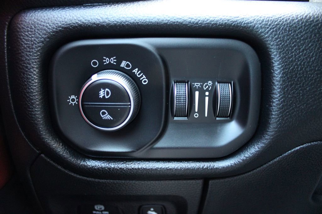 Used 2019 RAM 1500 Rebel w/ Level 2 Equipment Group AWD/4WD image 22